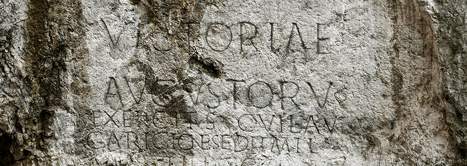 Inscripción romana en Trencin